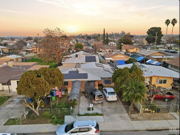 216 Browning Rd, Mc Farland, CA 93250