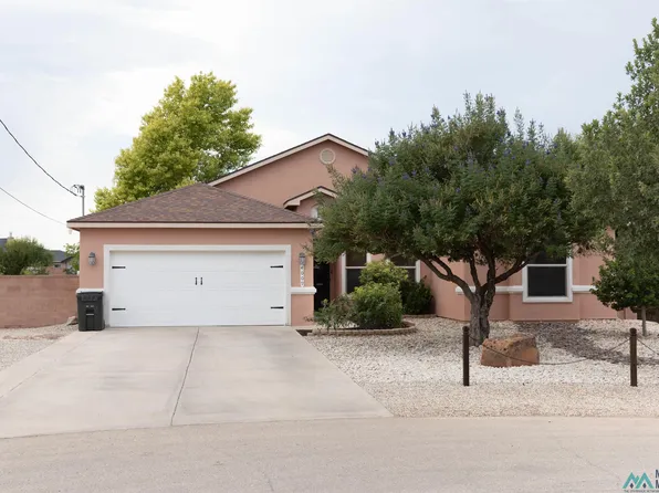 4009 Doc Holliday Ct S, Carlsbad, NM 88220