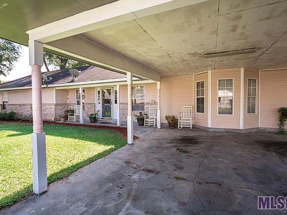 3rd image of 57825 Trosclair St