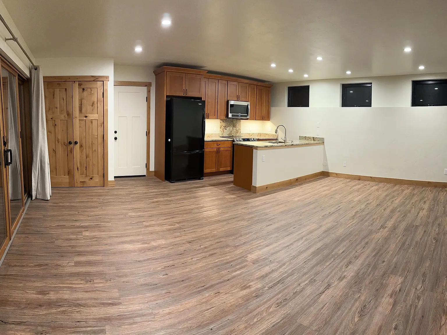 2 bed, 935 sqft, $1,480 — Photo 4