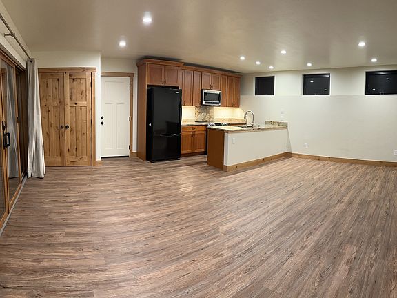 4th image of 380 School Addition Rd Unit B