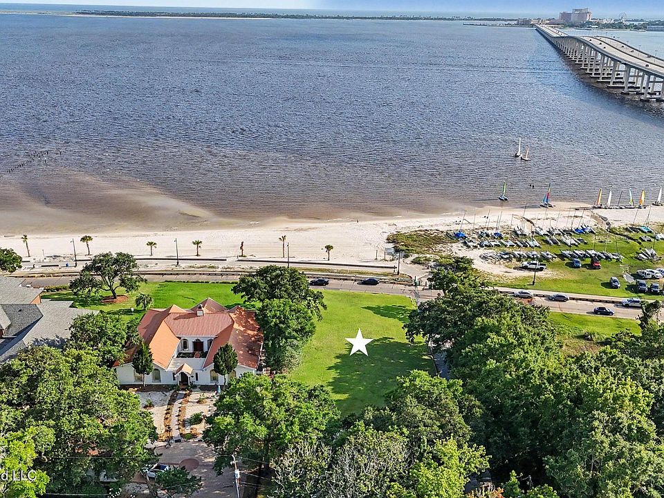 1st image of 201 Front Beach Dr