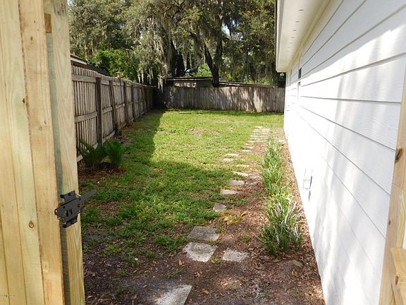 4th image of 2435 San Sago Ln
