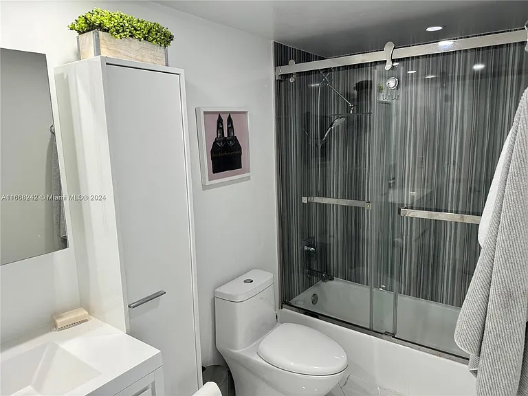 19370 Collins Ave #1208 — Photo 10