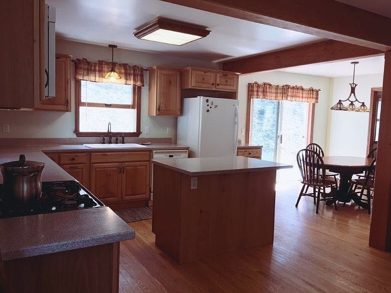 2nd image of 326 White Brook Rd