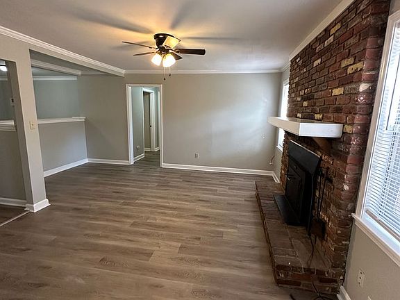 3rd image of 2760 Bragg Ln
