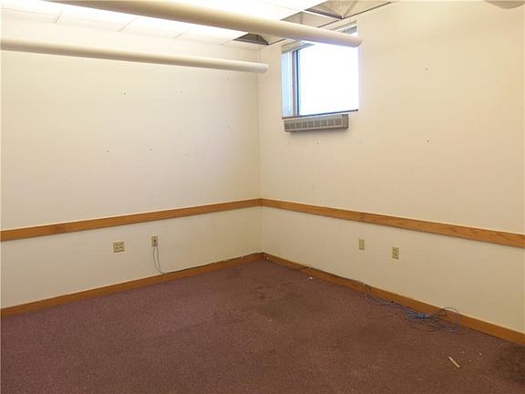 3rd image of 58 W Shenango St