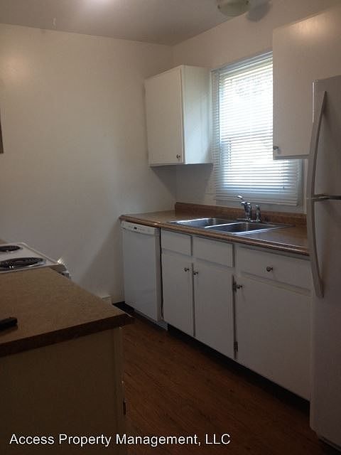 1st image of 1500 McDonald Ave APT 9