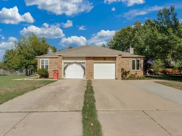 1114 S Capri Ln, Wichita, KS 67207