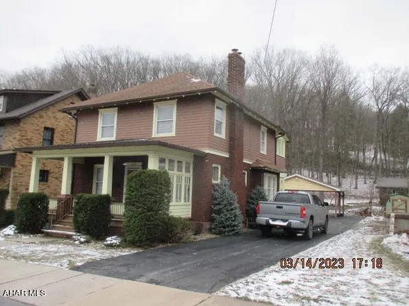 443 W 15th St, Tyrone, PA 16686