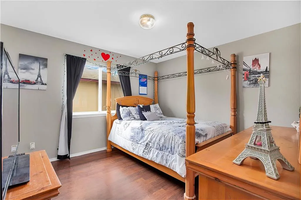 3 bed, 1604 sqft, $1,850 — Photo 3