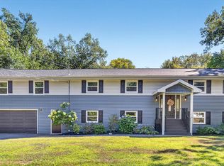 6 Stony Brook Dr, Rexford, NY 12148
