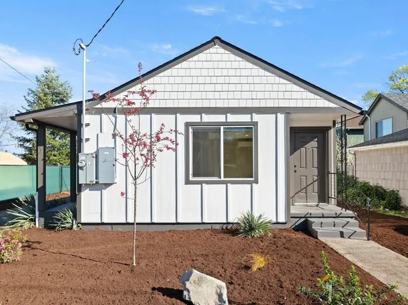 6915 SE Raymond Ct, Portland, OR 97206