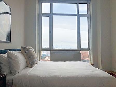 4th image of 635 W 42nd St APT 28H