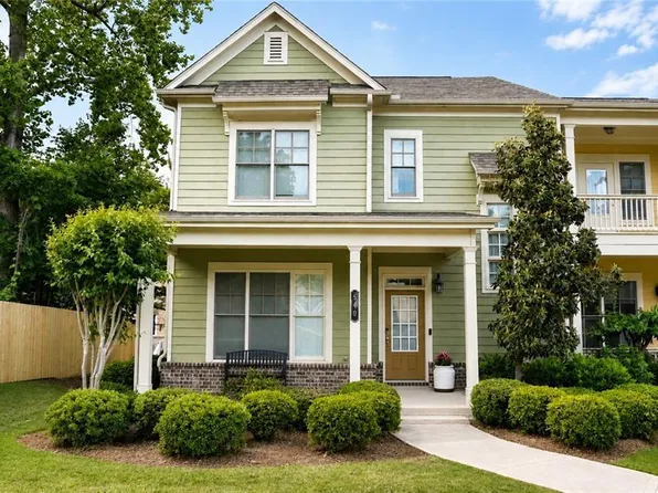 540 Suwanee Pass Ln, Suwanee, GA 30024