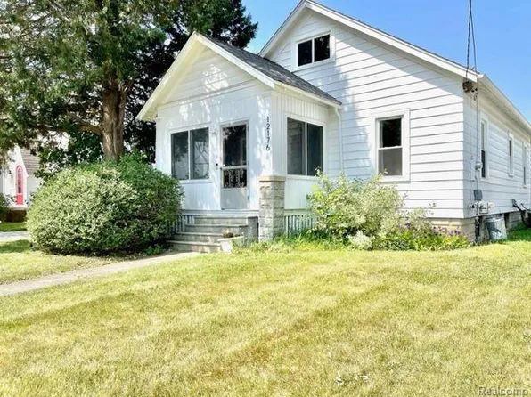 12176 Church St, Birch Run, MI 48415