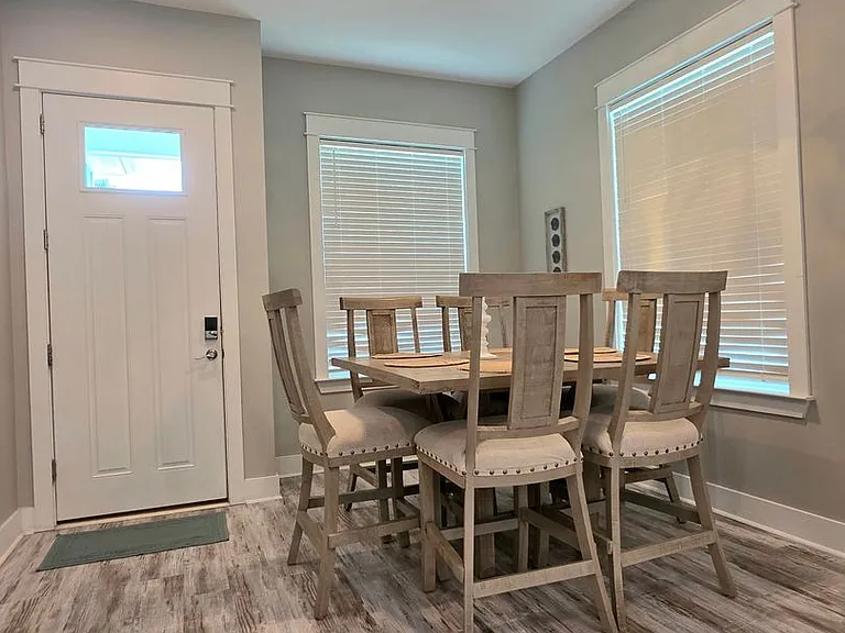 8088 Carmel Cir — Photo 9