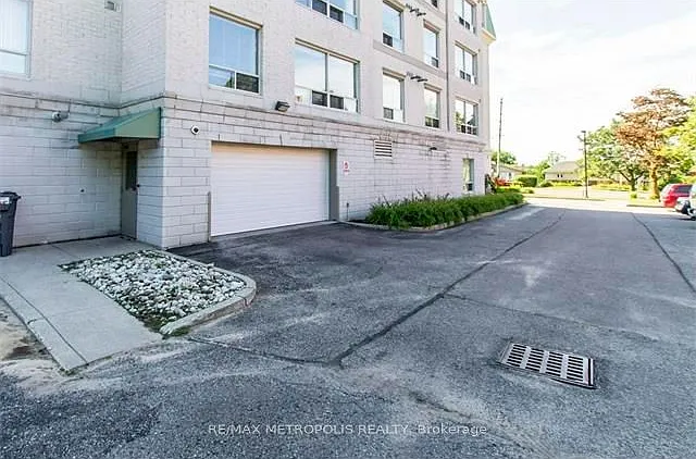 2 bed, $2,500 — Photo 3