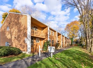 159 Elm St APT 2, Southbridge, MA 01550