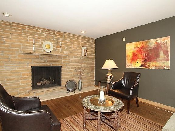 2nd image of 3109 N Menomonee River Pkwy