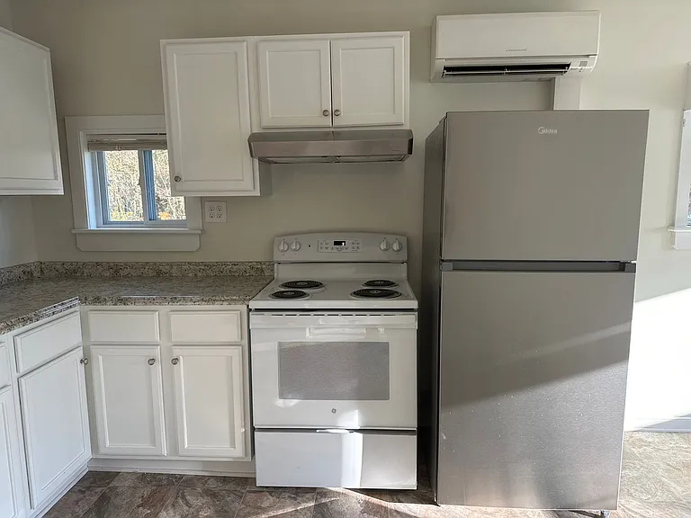 2216 S Landing Rd — Photo 4