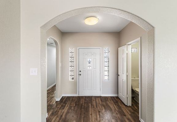 2nd image of 15210 Main Royal Dr