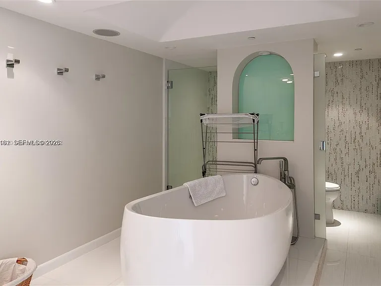 250 S Ocean Blvd #14H — Photo 10