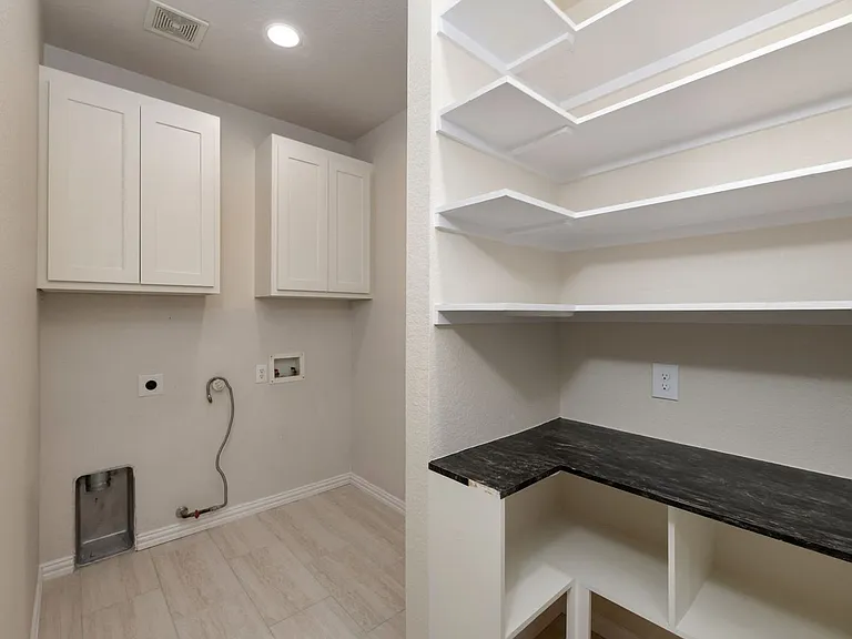 404 Tarpan Trl — Photo 11