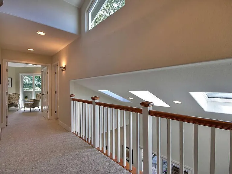 512 Military Way — Photo 5