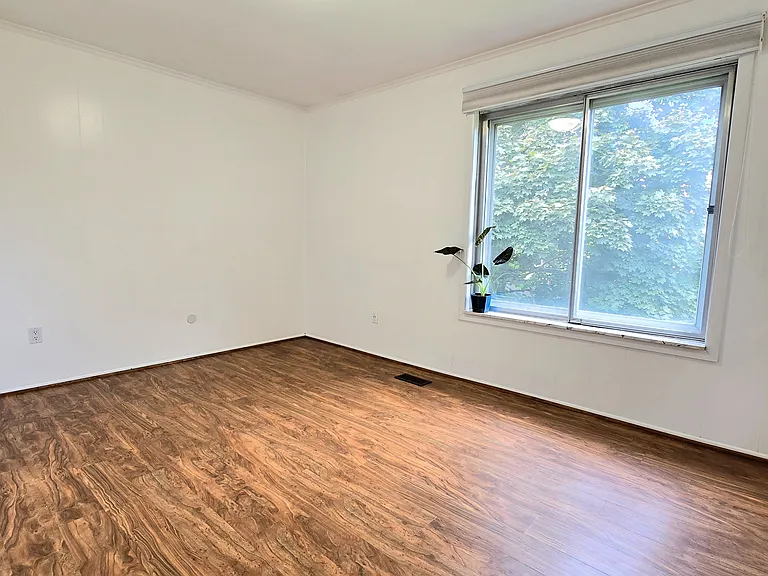 42221 Toddmark Ln — Photo 18