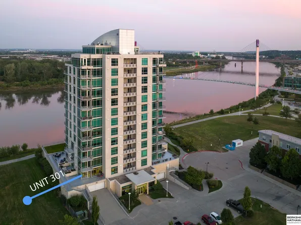 444 Riverfront Plz APT 301, Omaha, NE 68102