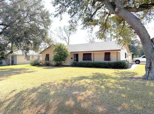 817 University Dr, Lake Charles, LA 70605