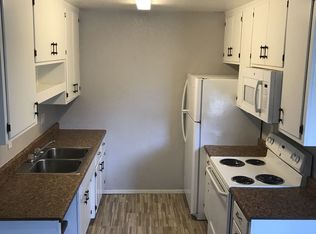 23815 Hemlock Ave APT 16, Moreno Valley, CA 92557