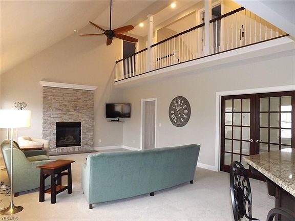 2nd image of 2518 Fairfield Dr