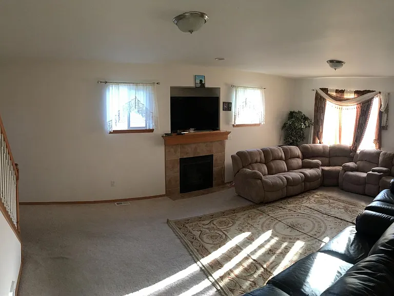 6321 Berkshire Dr — Photo 8