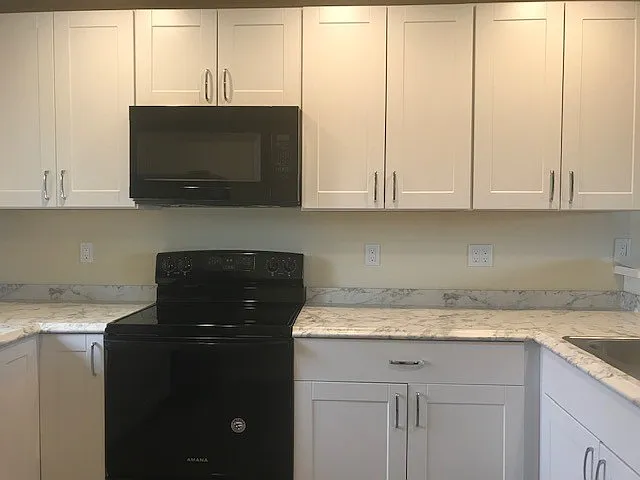 Limited-Time Offer: $25 Application Fee, Apply Today! Rent Special! $1000 Off Of First Month! — Photo 3