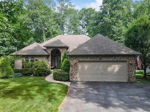 260 Shingle Mill Dr, Drums, PA 18222