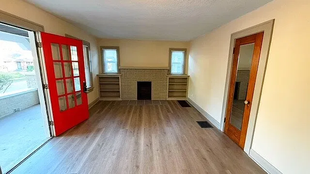 2 bed, 1.0 bath, 1168 sqft, $1,275 — Photo 4
