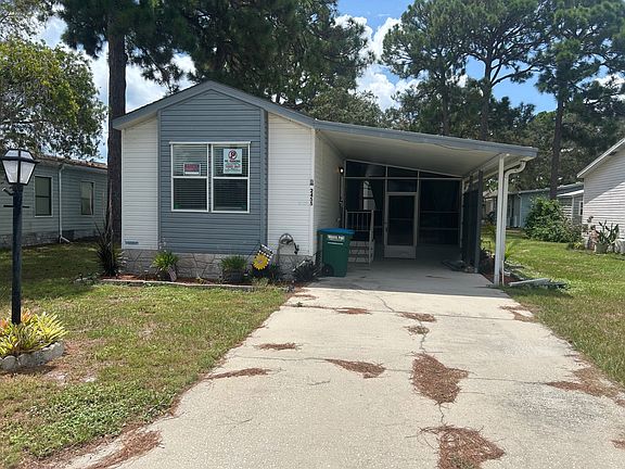 4th image of 2455 Merrman Dr