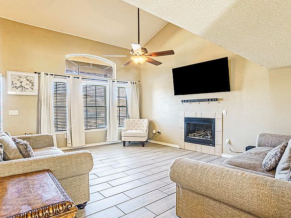 5th image of 14336 Desierto Lindo Ave
