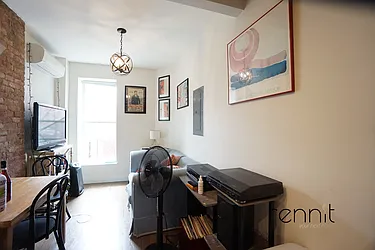 Rented by Rennit Inc.