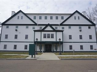 257 Route 80 APT 3C, Killingworth, CT 06419