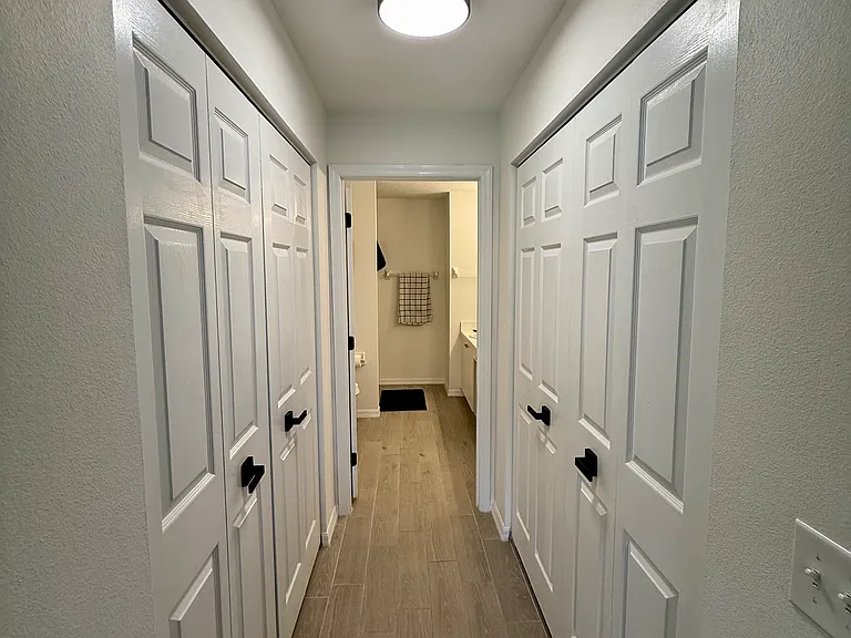 1608 Fairway Oaks Dr — Photo 20