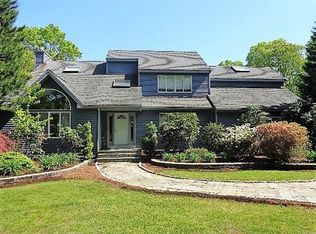 5 Emerson Dr, South Easton, MA 02375