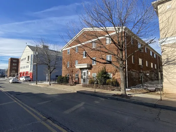 75 1/2 Prince St, Elizabeth, NJ