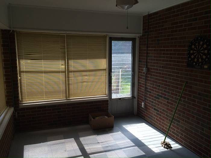 2nd image of 406 E Park Dr