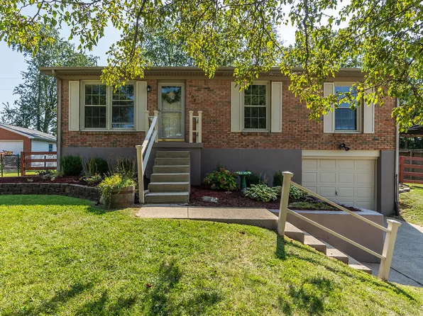 209 Robyn Dr, Winchester, KY 40391