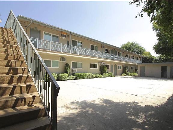5th image of 620 N Marengo Ave #2