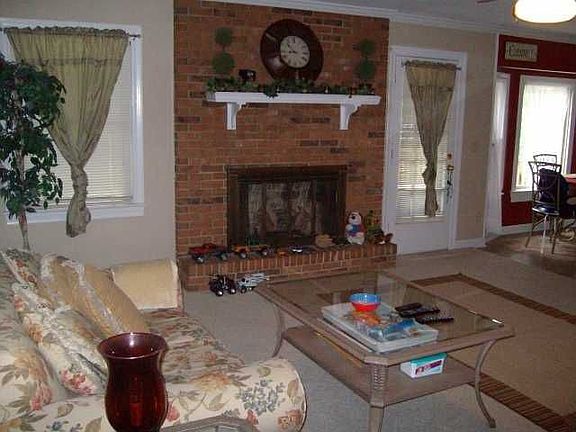 2nd image of 110 Rock Creek Dr S