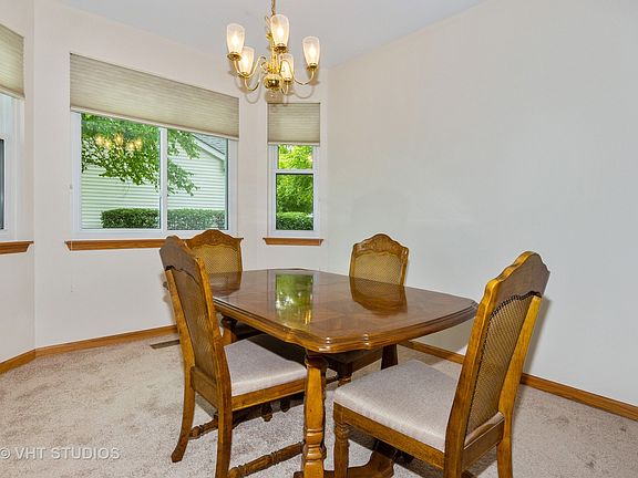 4th image of 20958 W Blossom Ln